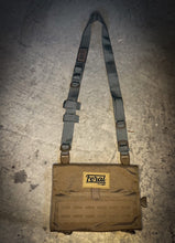 Load image into Gallery viewer, Flats Satchel Wade Fishing Chest Rig