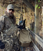 Load image into Gallery viewer, Roll Top Tote