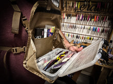 Load image into Gallery viewer, Flats Satchel Wade Fishing Chest Rig